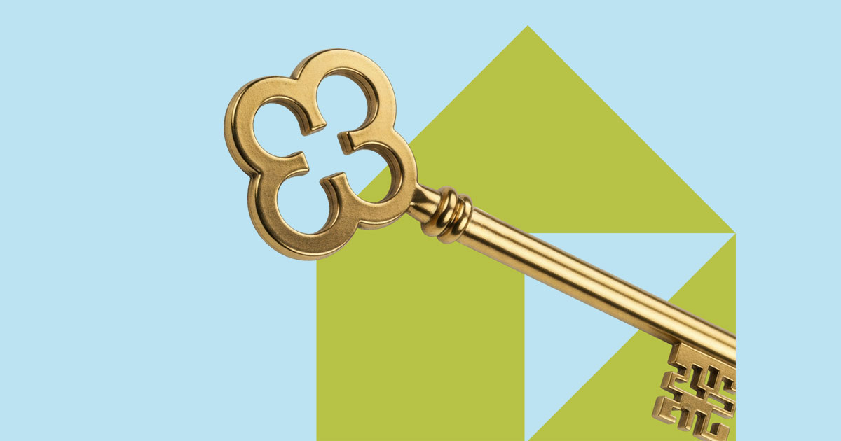 Decorative gold key